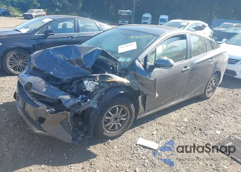 2016 Toyota Prius Two из США, поврежденный, VIN JTDKBRFU3G3508747